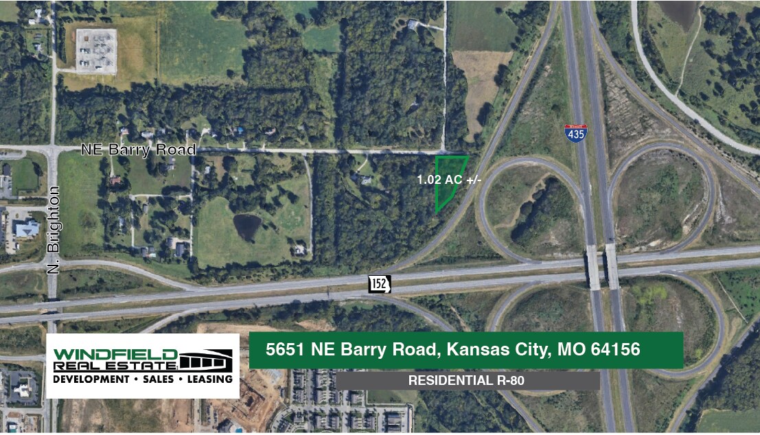 5651 NE Barry Rd, Kansas City, MO à vendre Aérien– Image 1 sur 2