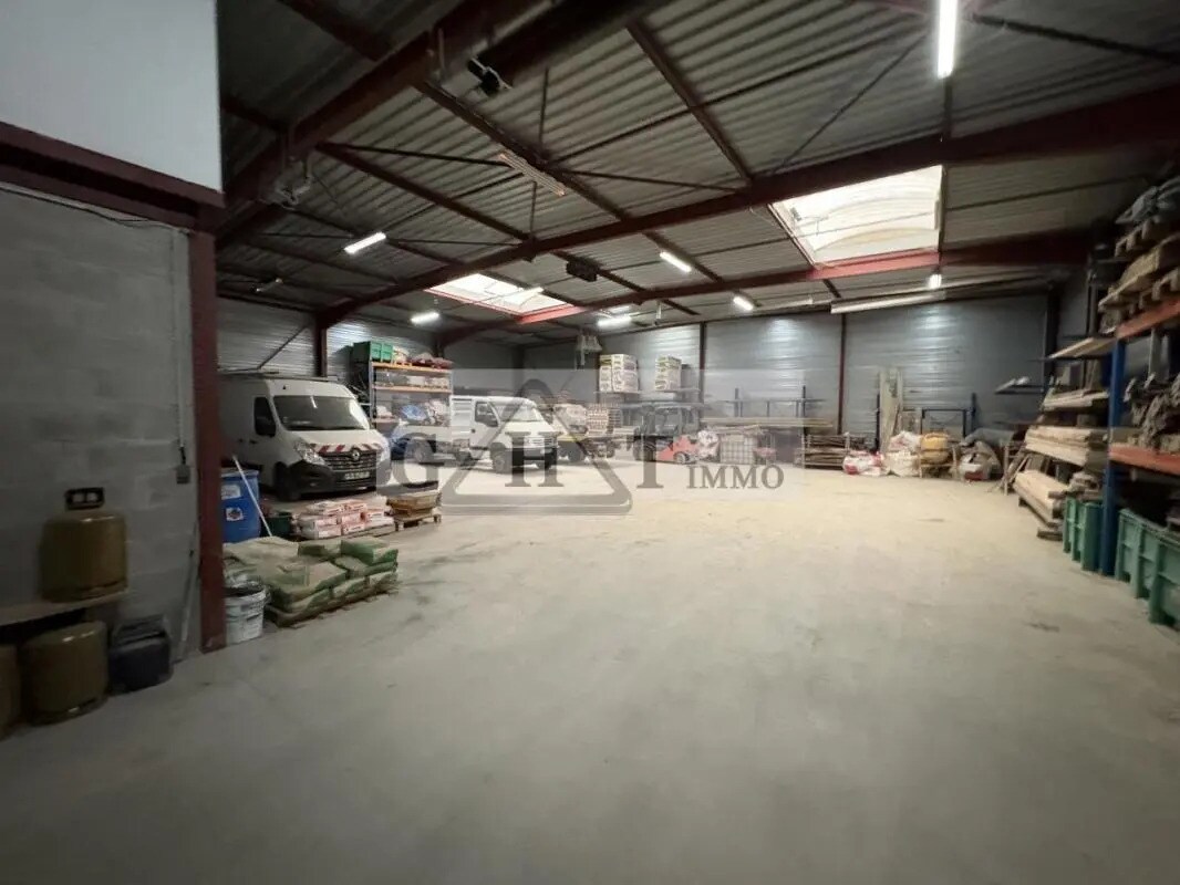 Industriel/Logistique dans Vert-Saint-Denis à vendre Photo de l’immeuble– Image 1 sur 14