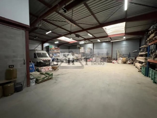 Plus de détails pour Industriel/Logistique à vendre