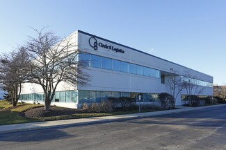 Plus de détails pour 555 Waters Edge, Lombard, IL - Bureau à louer