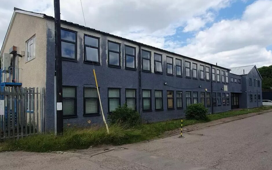 Leys Rd, Brierley Hill à vendre - Photo de l’immeuble – Image 2 sur 7