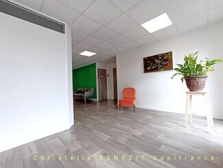 Plus de détails pour Bureau à louer