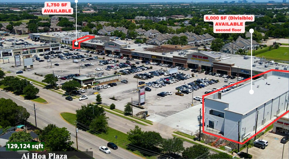 11754 Bellaire Blvd, Houston, TX à louer - Photo de l’immeuble – Image 2 sur 5