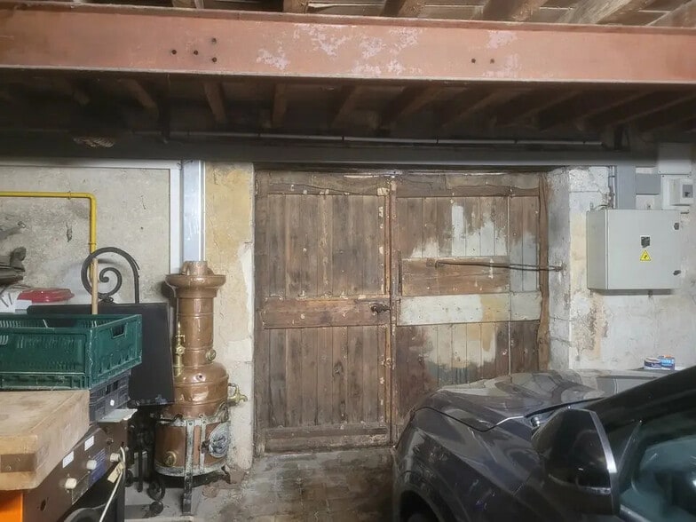 Local commercial dans Montmerle-sur-Saône à vendre - Photo de l’immeuble – Image 3 sur 14