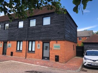 Plus de détails pour 3-7 Canon Harnett Ct, Milton Keynes - Bureau à louer