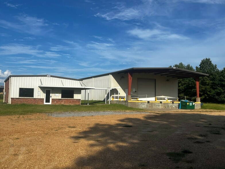 1831 Peace St, Canton, MS à vendre - Photo principale – Image 1 sur 3