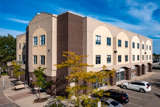 Plus de détails pour 165 Cross Ave, Oakville, ON - Bureau à louer