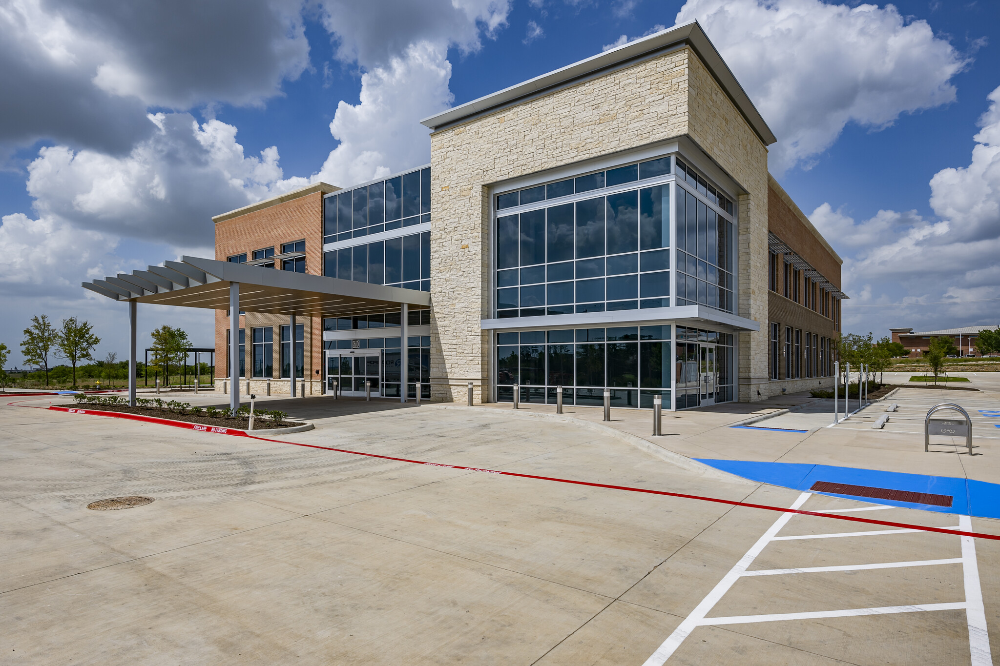 6700 Dallas Pky, Frisco, TX à vendre Photo de l’immeuble– Image 1 sur 2