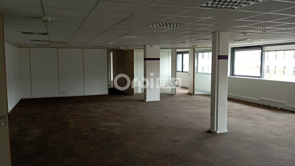 Bureau dans Reims à louer - Photo intérieure – Image 1 sur 5