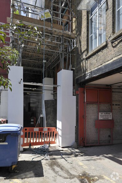 12 Flitcroft St, Londres à louer - Photo de l’immeuble – Image 3 sur 6
