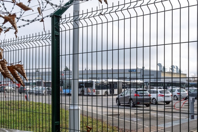 Plus de détails pour 255 Boulevard Robert Ballanger, Villepinte - Bureau, Local d'activités à louer