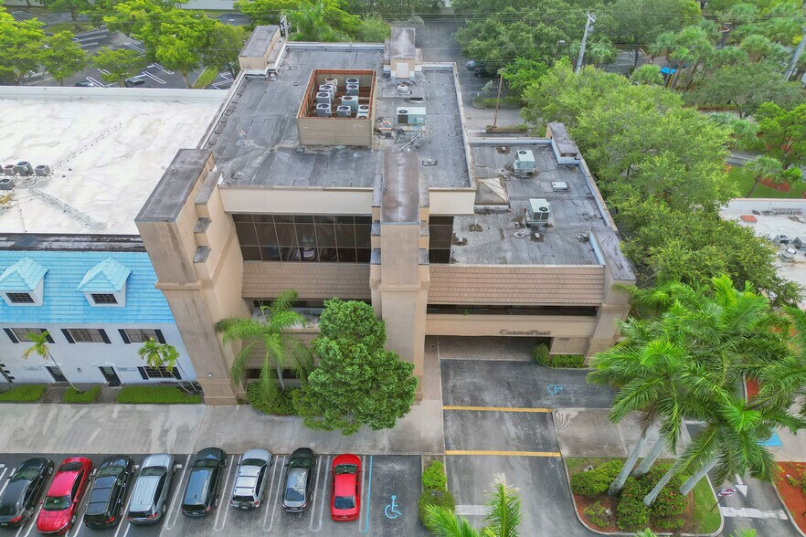 1505 N University Dr, Coral Springs, FL à vendre - Photo de l’immeuble – Image 3 sur 10