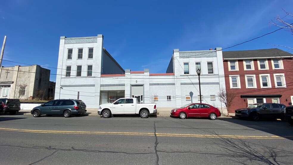 309 S Main St, Phillipsburg, NJ à louer - Photo de l’immeuble – Image 1 sur 23