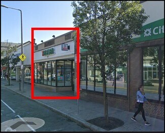 Plus de détails pour 684 Centre St, Boston, MA - Local commercial à louer