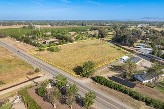 Plus de détails pour 10368 E Shaw Ave, Clovis, CA - Terrain à louer