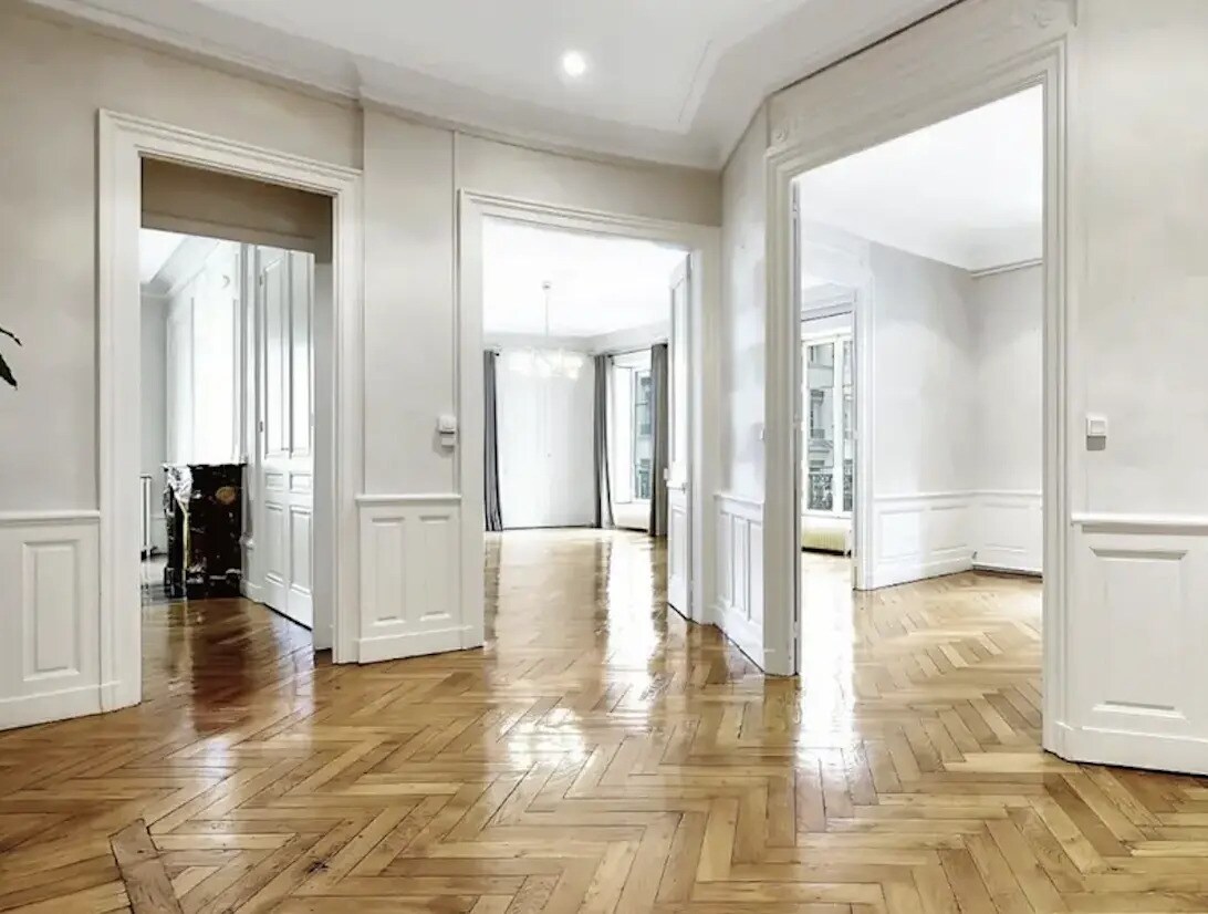 Bureau dans Paris à louer Photo de l’immeuble– Image 1 sur 6