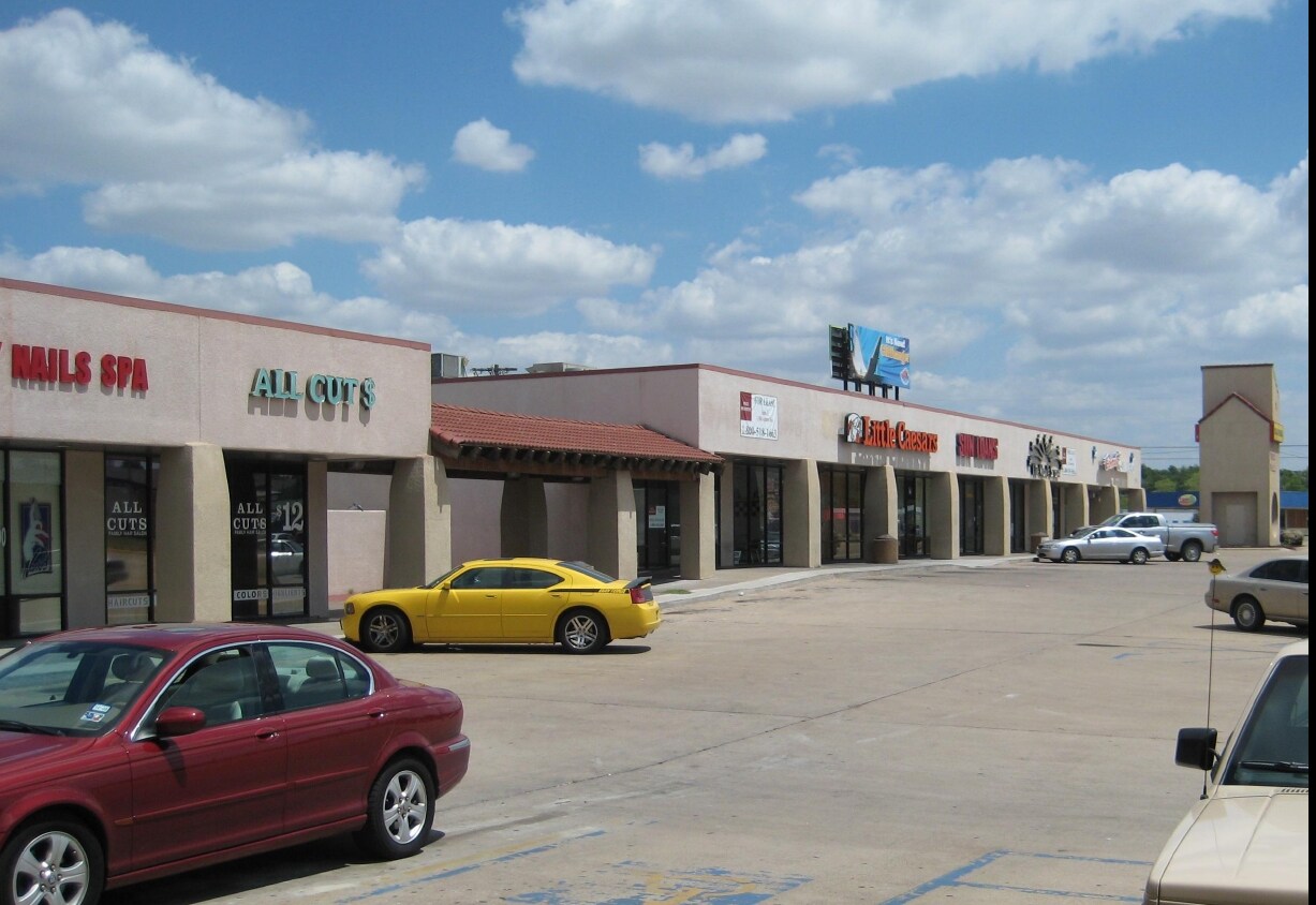 3146 5th St, Wichita Falls, TX à louer Photo principale– Image 1 sur 14