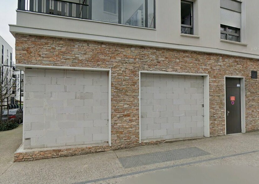 Local commercial dans Poissy à louer - Photo de l’immeuble – Image 3 sur 10