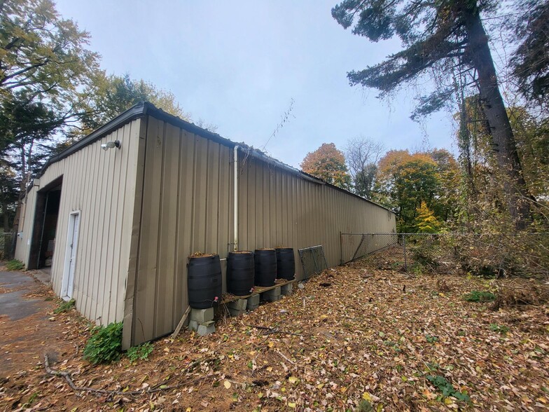 49 Main st, Hudson Falls, NY à vendre - Photo de l’immeuble – Image 3 sur 9