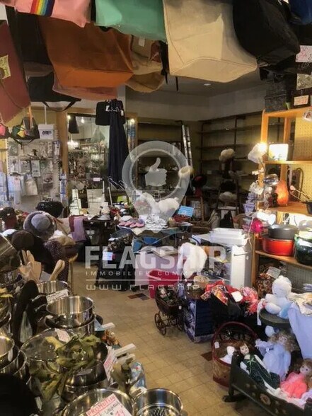 Local commercial dans Saint-Cloud à louer - Photo intérieure – Image 3 sur 9