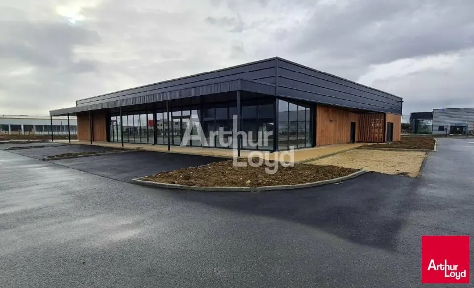 Local d’activités dans Châteauroux à louer - Photo de l’immeuble – Image 1 sur 1