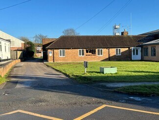 Plus de détails pour 15A Ashbourne Rd, Stoke On Trent - Bureau à louer
