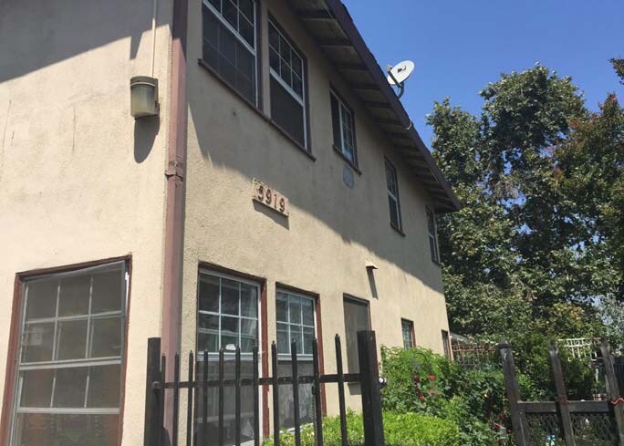 5919 Whitnall Hwy, North Hollywood, CA à vendre - Photo de l’immeuble – Image 2 sur 7