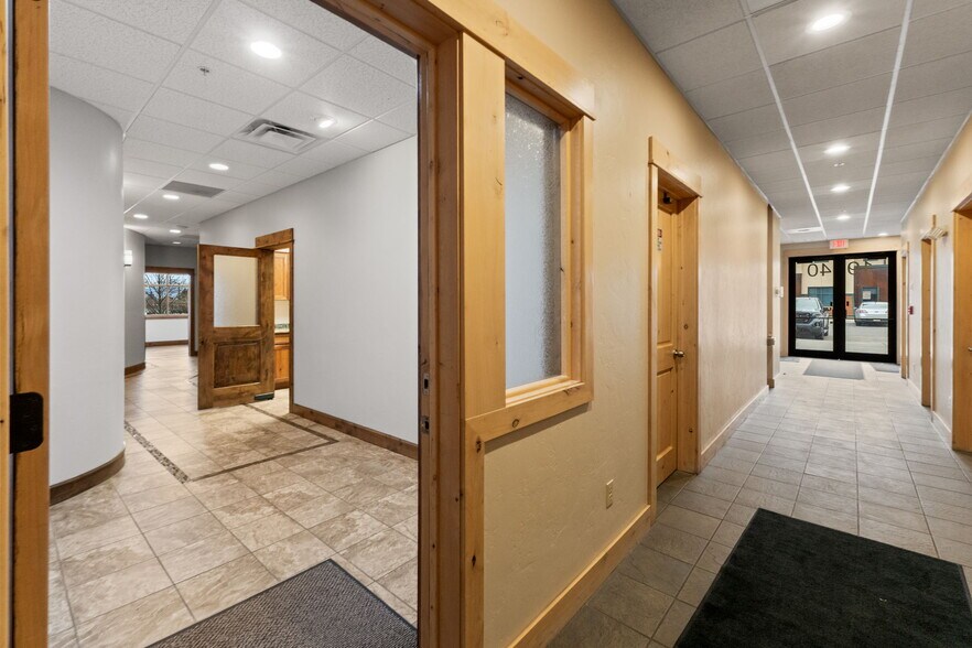 1940 W Dickerson St, Bozeman, MT à louer - Photo de l’immeuble – Image 3 sur 63