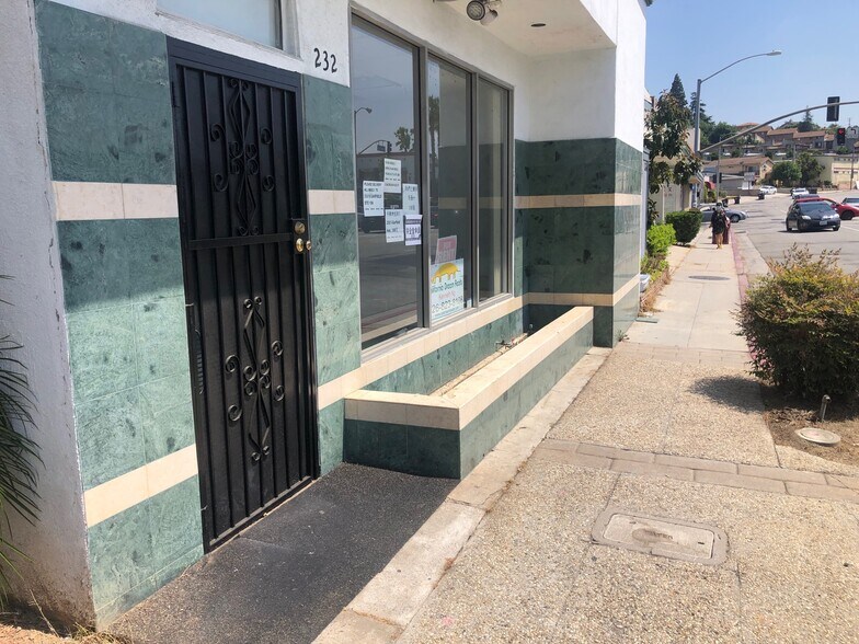 232 S Garfield Ave, Monterey Park, CA à vendre - Photo de l’immeuble – Image 2 sur 14