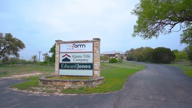 7790 US Highway 281, Spring Branch, TX à louer - Vidéo sur l’annonce professionnelle 