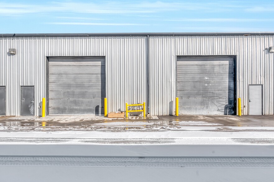 235105 Wrangler Dr SE, Rocky View No 44, AB à vendre - Photo de l’immeuble – Image 3 sur 7