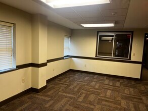 5 Kitchen Pl, Asheville, NC à louer Photo intérieure– Image 2 sur 8