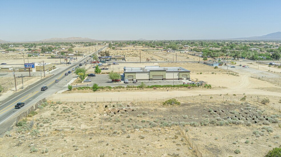E Palmdale Blvd, Palmdale, CA à vendre - Photo de l’immeuble – Image 3 sur 5
