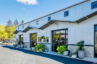 2972 S Higuera St, San Luis Obispo, CA à louer Photo de l’immeuble– Image 1 sur 12