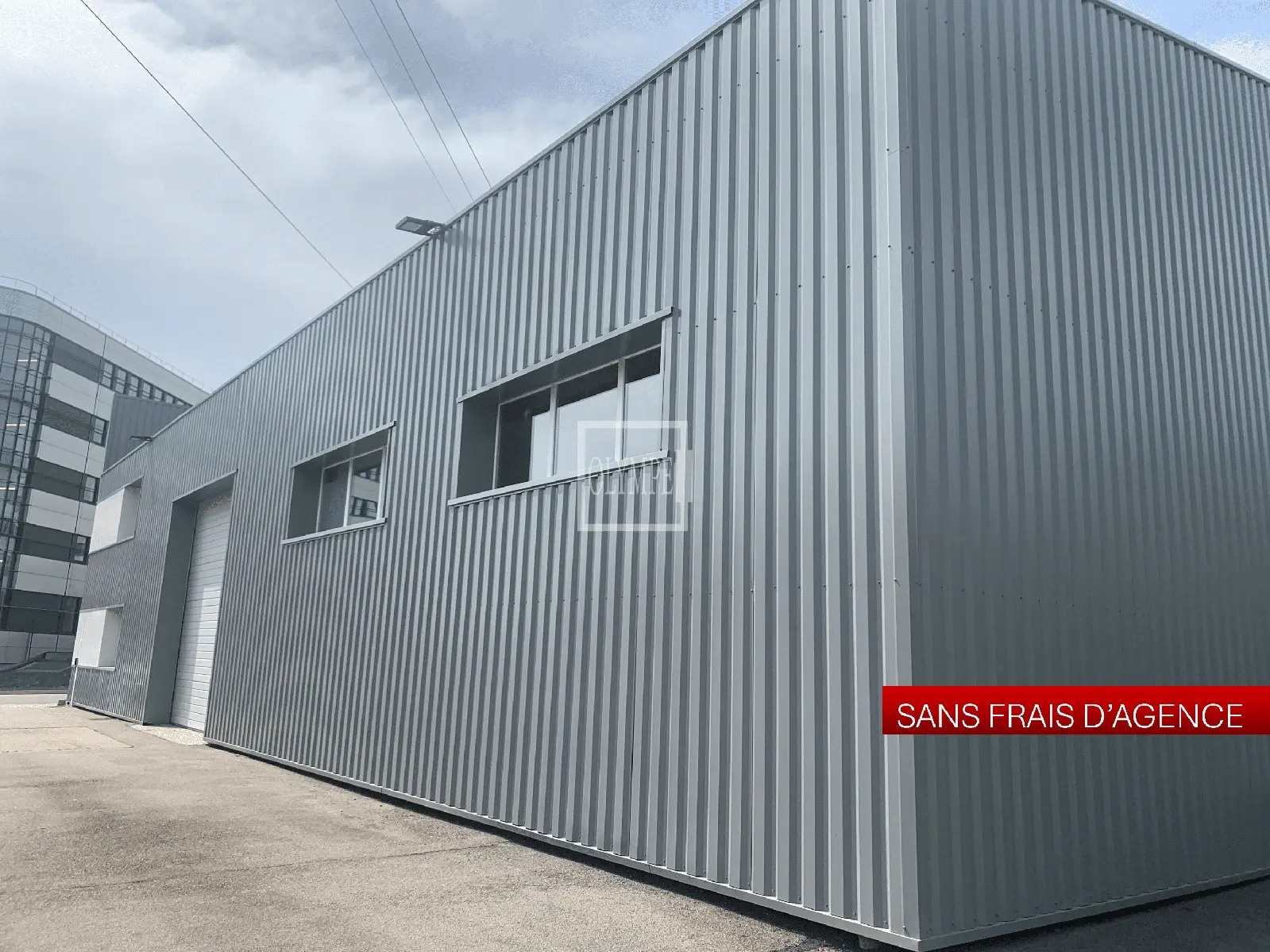 Local d’activités dans La Chapelle-sur-Erdre à louer Photo de l’immeuble– Image 1 sur 6