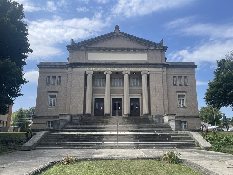 2410 Fairfield Ave, Fort Wayne, IN à vendre - Photo de l’immeuble – Image 2 sur 31