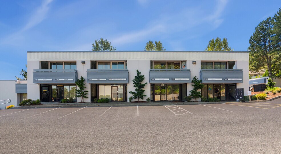 901 Rainier Ave N, Renton, WA à louer - Photo de l’immeuble – Image 3 sur 7