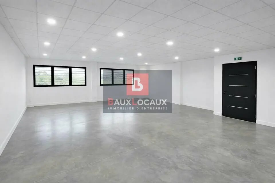 Bureau dans Roquemaure à louer Photo intérieure– Image 1 sur 7