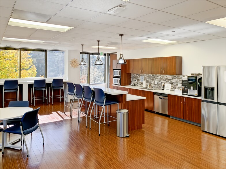 8085 S Chester St, Centennial, CO à louer - Photo intérieure – Image 2 sur 19