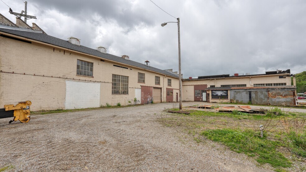 120 Graham St, Zanesville, OH à vendre - Photo de l’immeuble – Image 3 sur 31