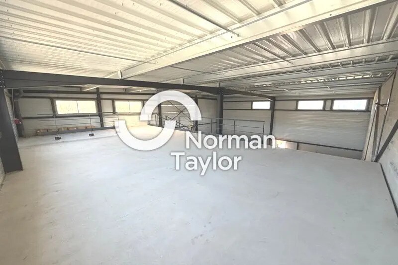 Bureau dans Montpellier à louer - Photo de l’immeuble – Image 3 sur 9