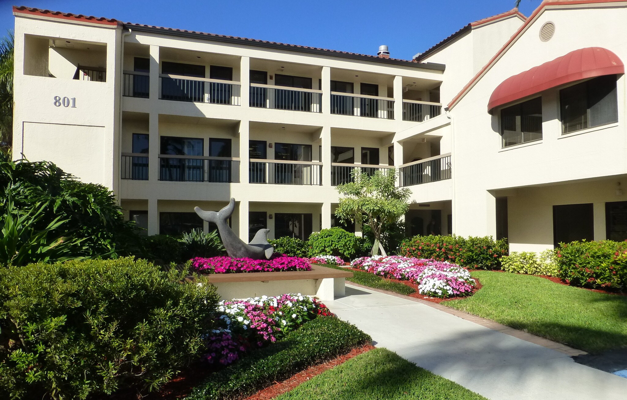 801 Anchor Rode Dr, Naples, FL à louer Autre– Image 1 sur 11