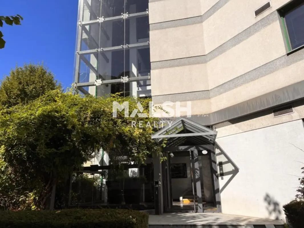 13 Quai Du Commerce, Lyon à louer Photo de l’immeuble– Image 1 sur 2