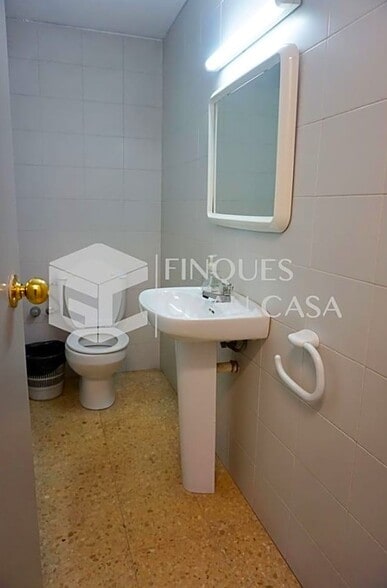 View Photo