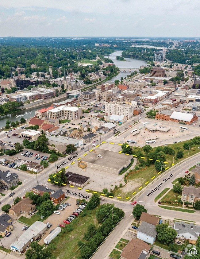61-69 Ainslie St S, Cambridge, ON à vendre Photo principale– Image 1 sur 2