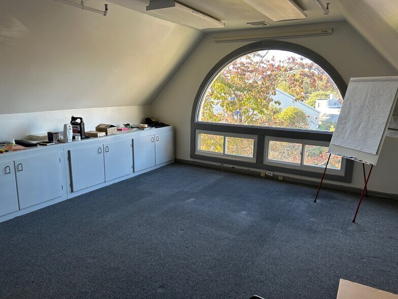 1698 Post Rd E, Westport, CT à louer - Photo intérieure – Image 3 sur 15