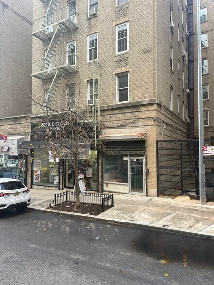 133 E 157th St, Bronx, NY à louer - Photo de l’immeuble – Image 3 sur 10