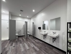 29-28 41st Ave, Long Island City, NY à louer Photo intérieure– Image 2 sur 4