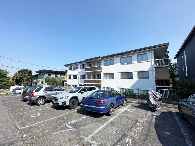 2280 Mcgill St, Vancouver, BC à vendre - Photo de l’immeuble – Image 2 sur 7