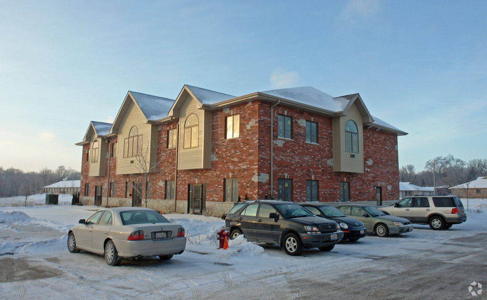 120 Batson Ct, New Lenox, IL à louer - Photo de l’immeuble – Image 2 sur 21